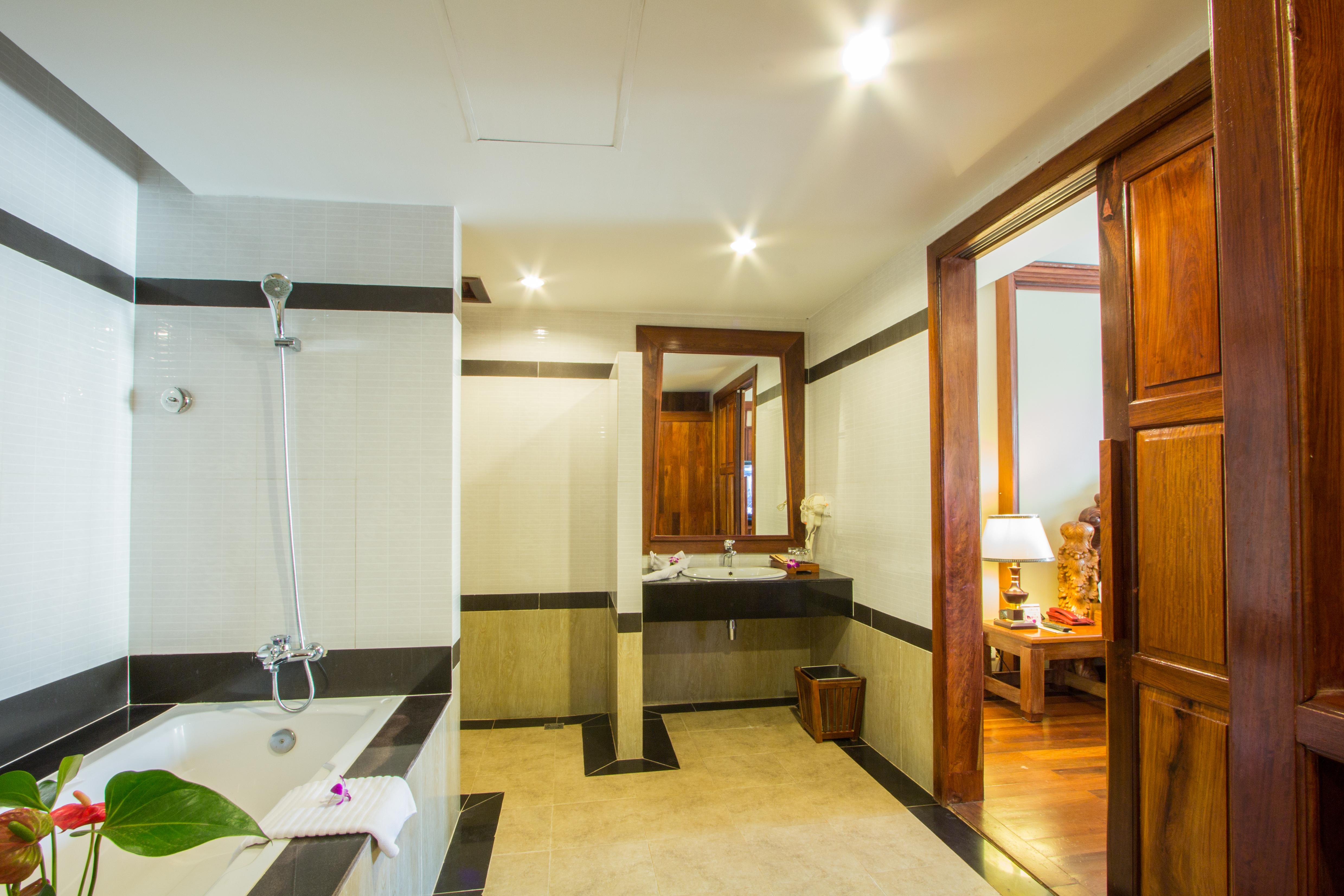 Royal Empire Hotel Siem Reap Exterior foto